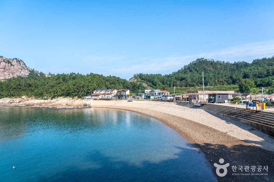 옥돌해변 모습
