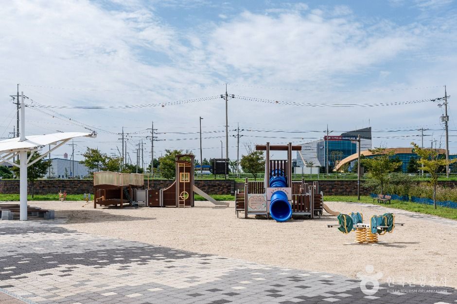사진: 한국관광공사(공공누리 제1유형) 새만금어린이랜드 모습 4