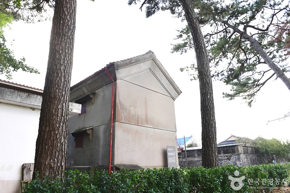 군산 개정면 구 일본인농장 창고 모습 3