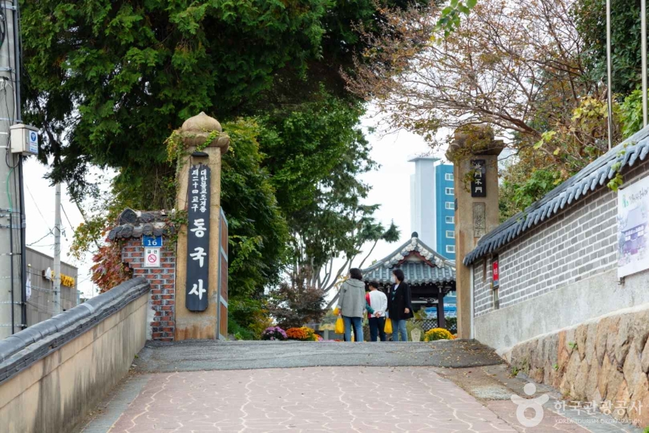 사진: 한국관광공사(공공누리 제3유형) 동국사(군산) 모습 2